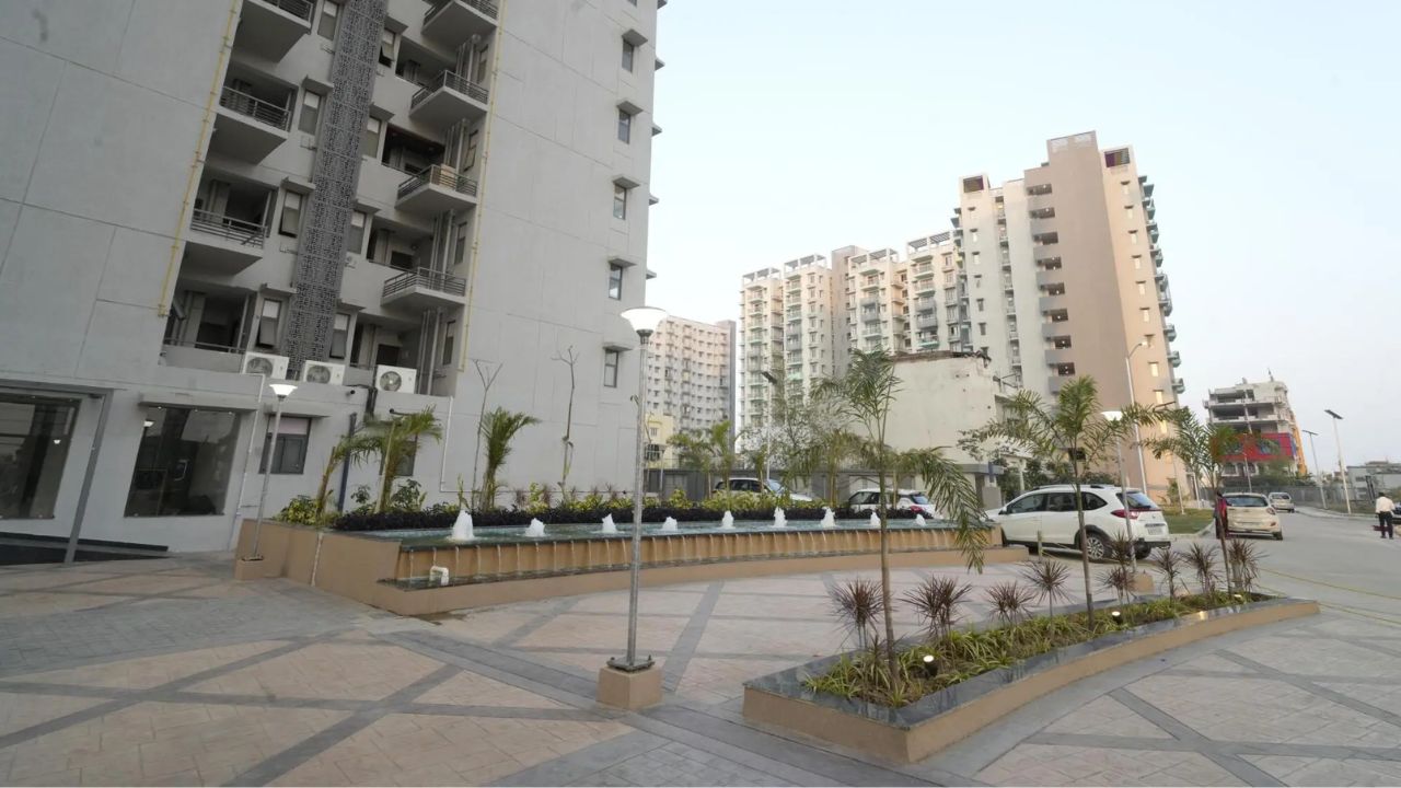 Saakaar Aqua City Patna