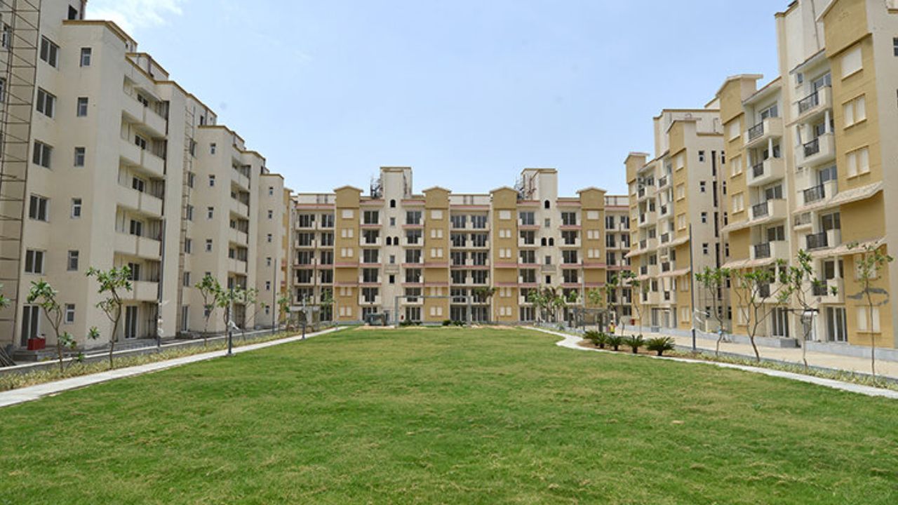 Emaar Emerald Floors Premier Sector 65