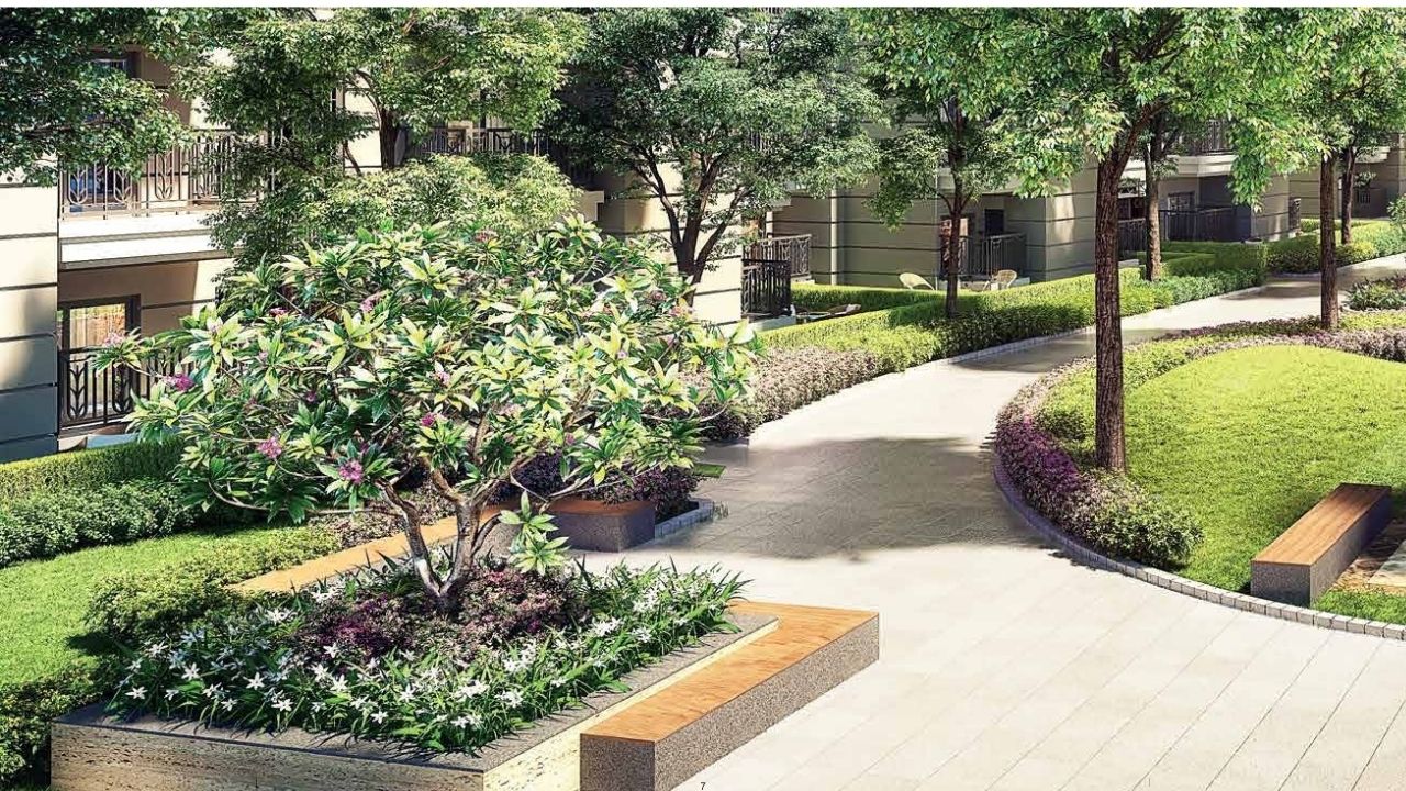 Floral Pathways NH 24 Highway