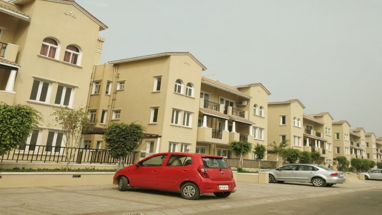 Emaar MGF Emerald Floors Gurgaon