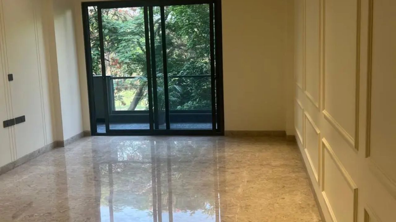  Luxury Floors Sector 24 Rohini Delhi 