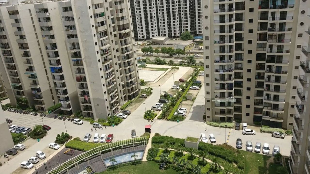 Ajnara Integrity Apartments