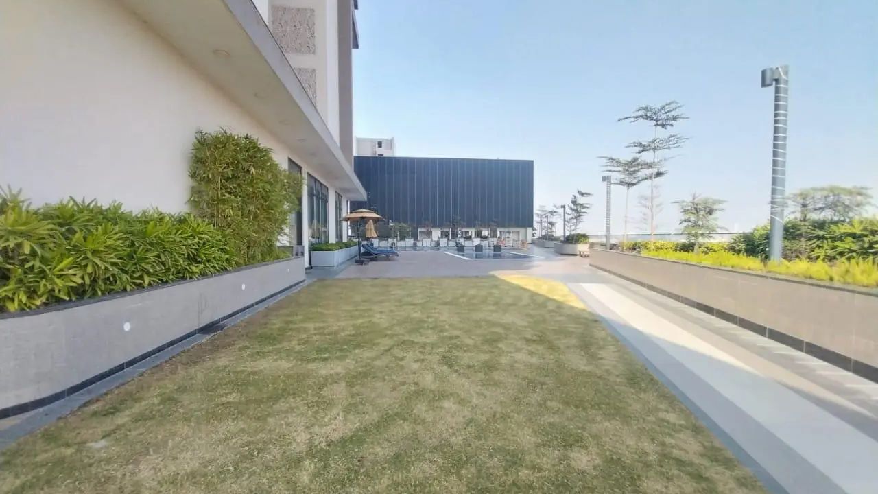 M3M Skywalk Sector 74