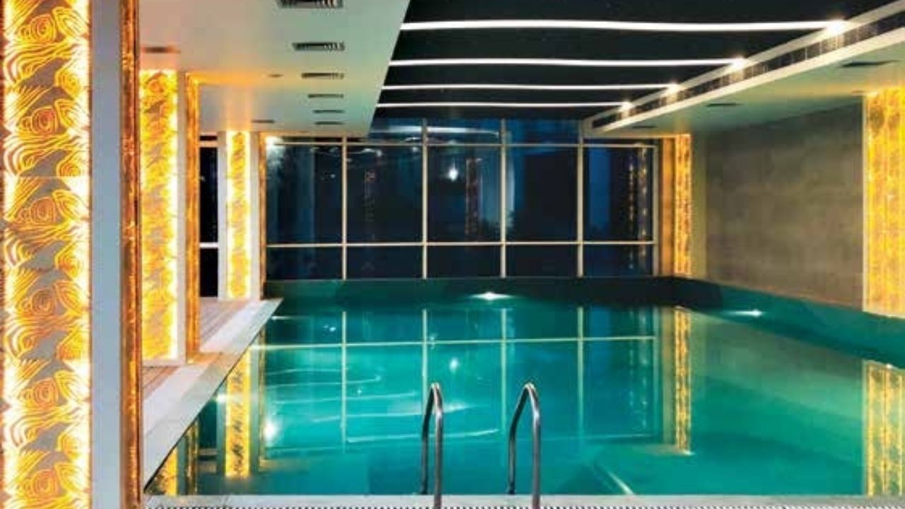 Cleo County Sector 121 Noida