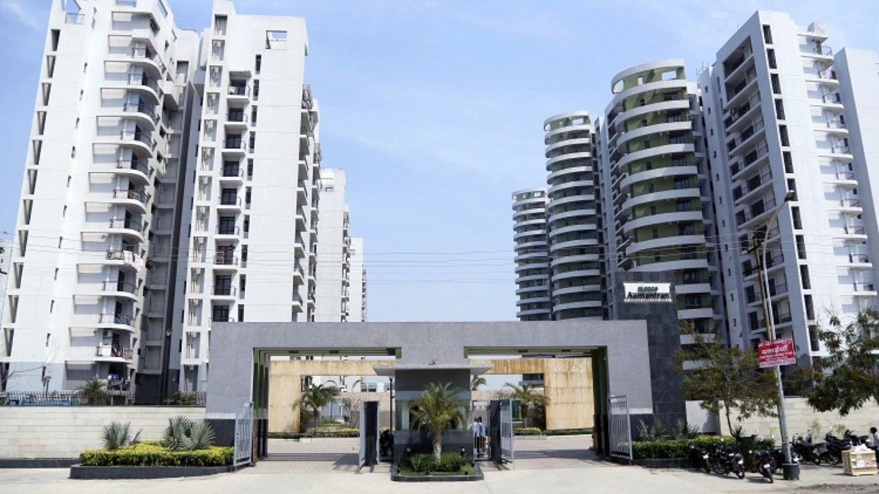 Eldeco Aamantran