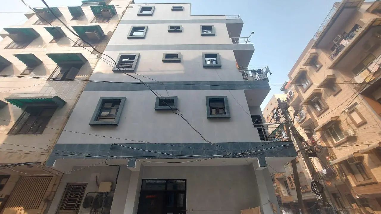 Delhi Developer Floors and Flats Delhi