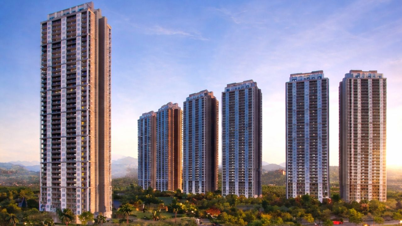 DLF Privana South