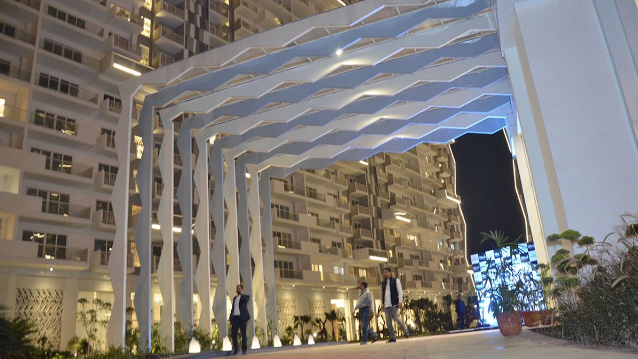 Prateek Edifice Sector 107 Noida