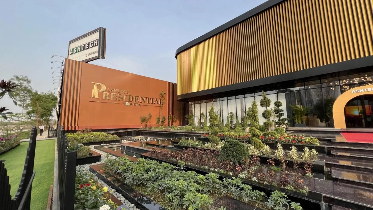  Ashtech Presidential Towers Greater Noida