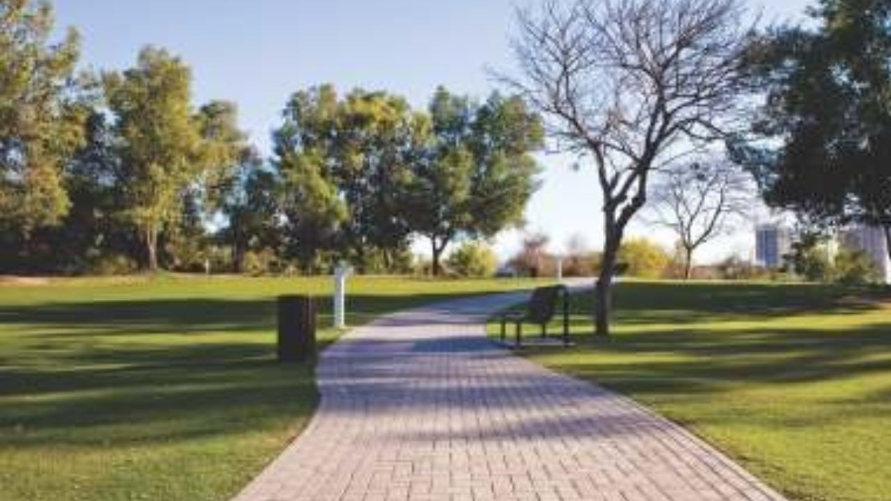 Mahagun Mezzaria Sector 78