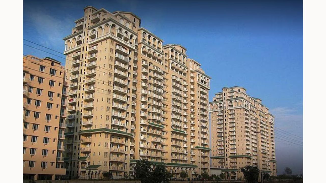 DLF Regent House in Phase 4