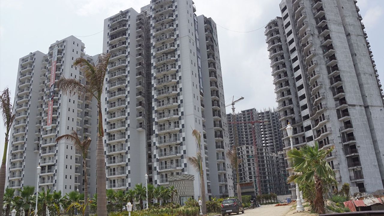 Urbtech Hilston Noida