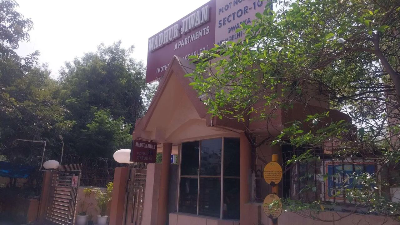 Madhur Jeevan Apartments Sector 10 Dwarka Delhi