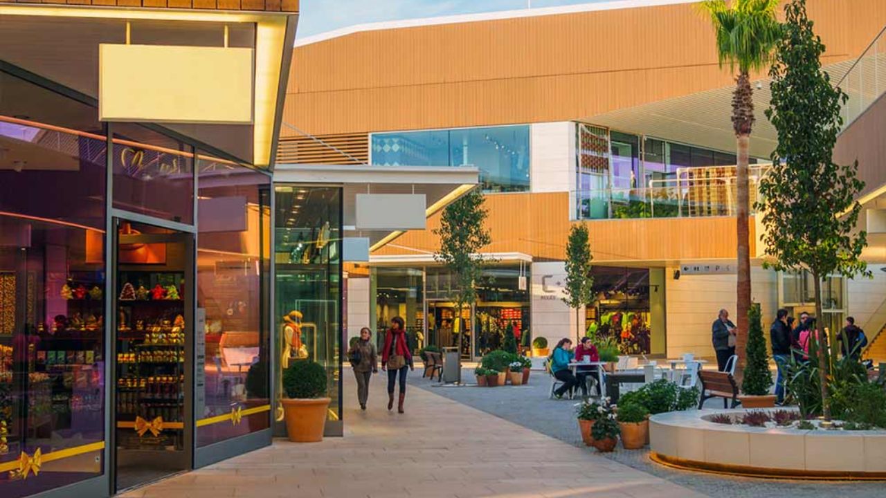 M3M Corner walk Sector 74 