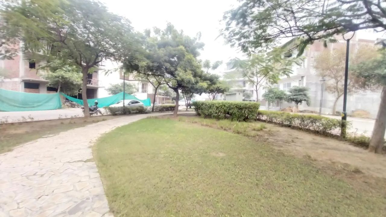 Garden City Floors Sector 92