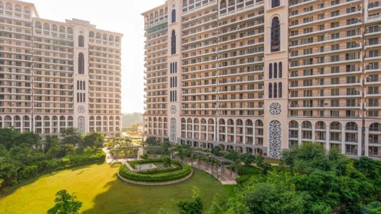 DLF The Skycourt Sector 86